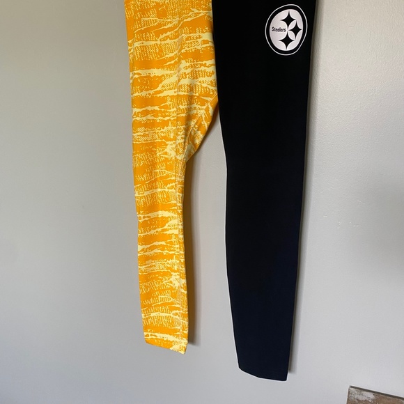 Nike NFL Pittsburgh Steelers Leg-A-See Leggings NWOT - Picture 4 of 6